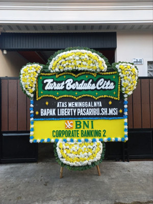 Papan Bunga Duka di Yapen Timur