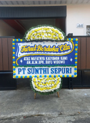 Papan Bunga Duka di Yapen Timur